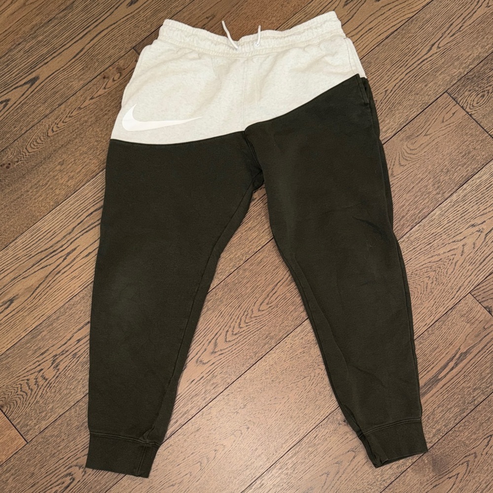 Men’s Nike Green and Gray Joggers Size Large